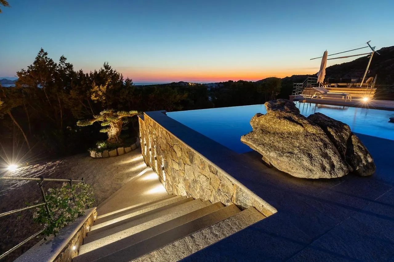 VILLA AMIRA Porto Cervo Liscia di Vacca 0*,  Italia